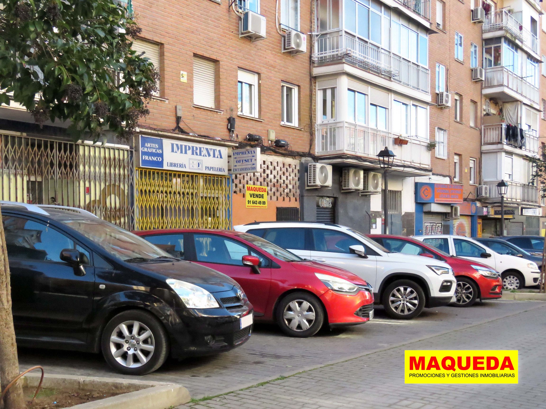 Vista alejada del local de la calle cañada de Alcorcón desde la calle Pozas